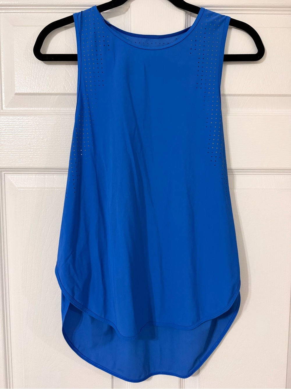 LULULEMON Women’s Blue Sleeveless Athletic Tank Top